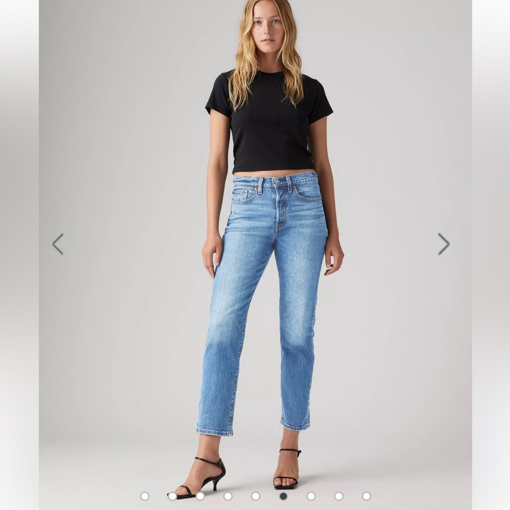 Levi’s Wedgie Straight Ankle 26x26 Christina